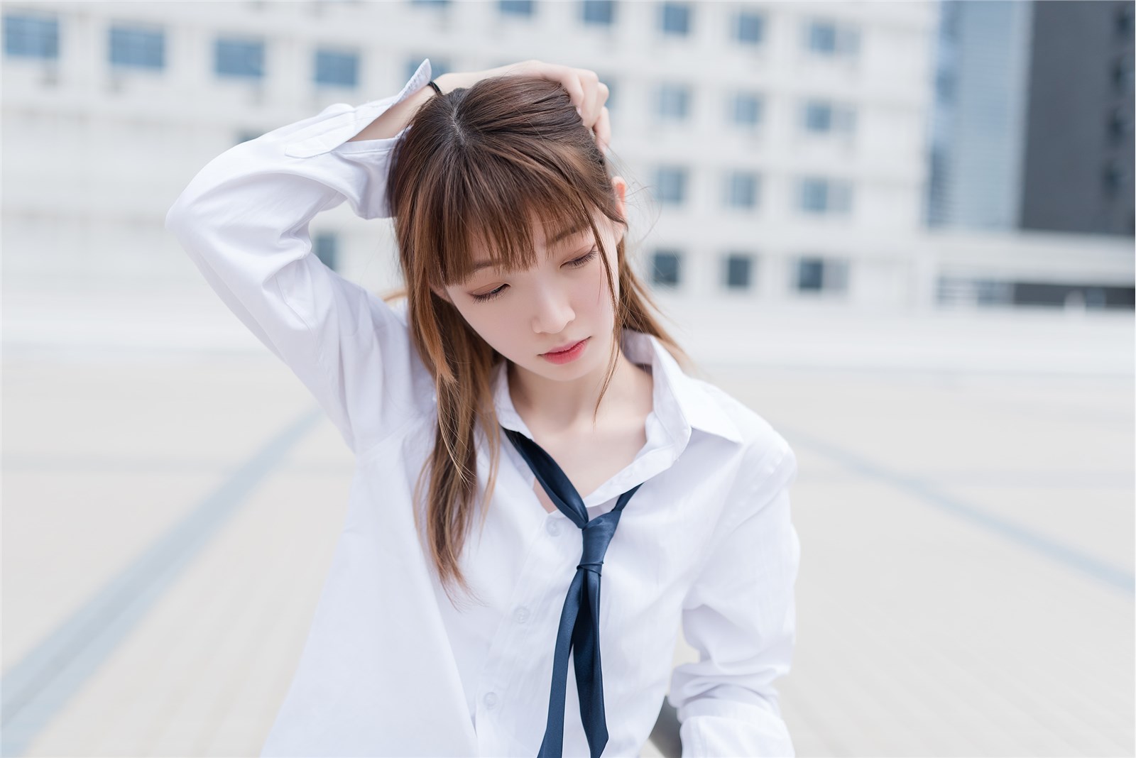 White shirt with bare feet(38)